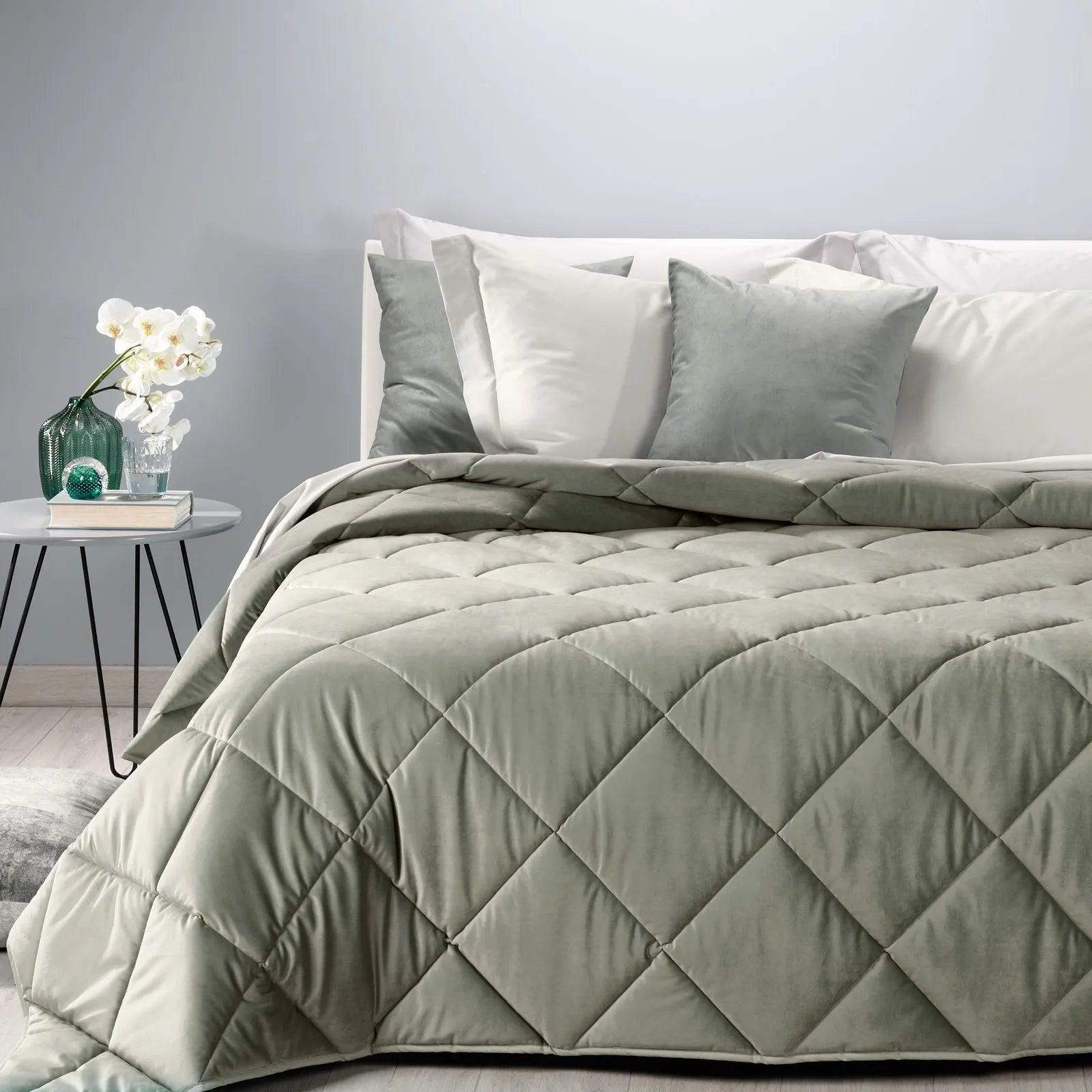 Caleffi Trapunta Matrimoniale in Velluto Velvet D144 - Passarelli Biancheria