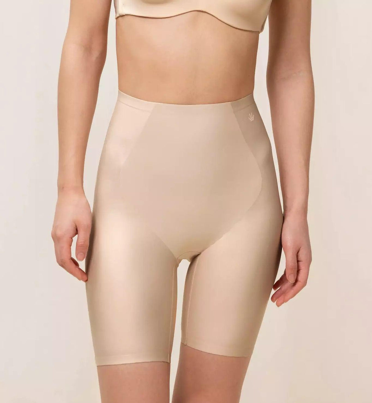 Triumph Medium Shaping Panty L 10201712 S40 - Passarelli Biancheria