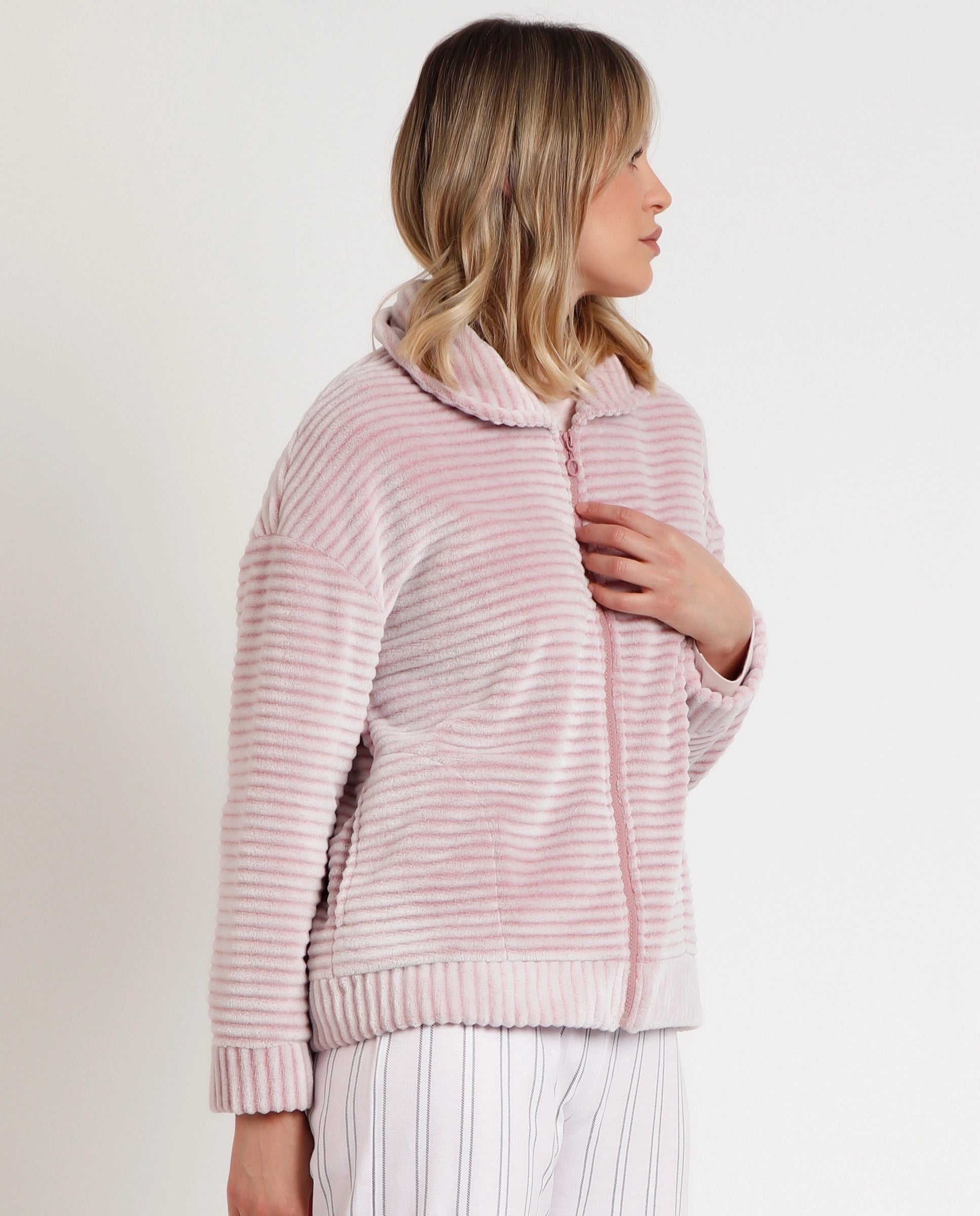 Admas Giacca Camera donna in coral con collo e zip 67153 2411S25