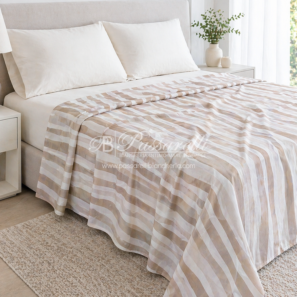 Maè Completo Lenzuola Copriletto Matrimoniale in Percalle Matias