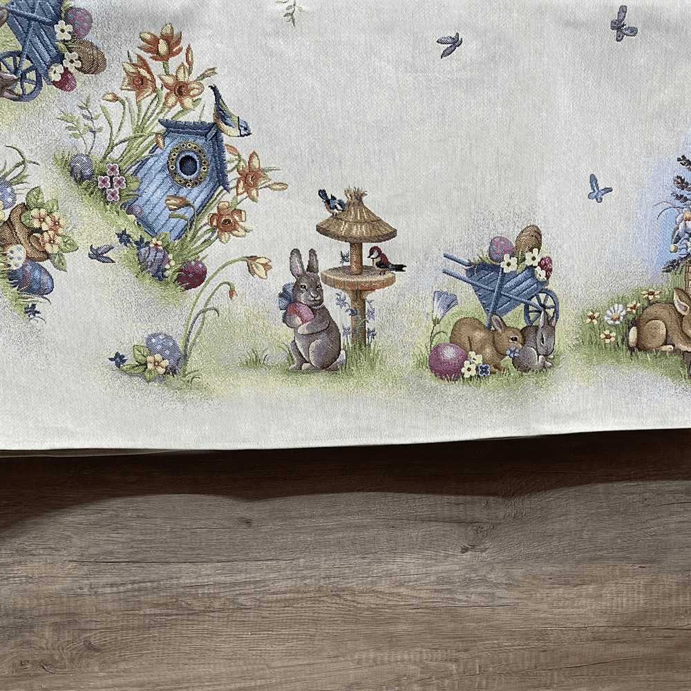 Tovaglia in Gobelin di Cotone Easter Village - Dimensioni Varie - Passarelli Biancheria