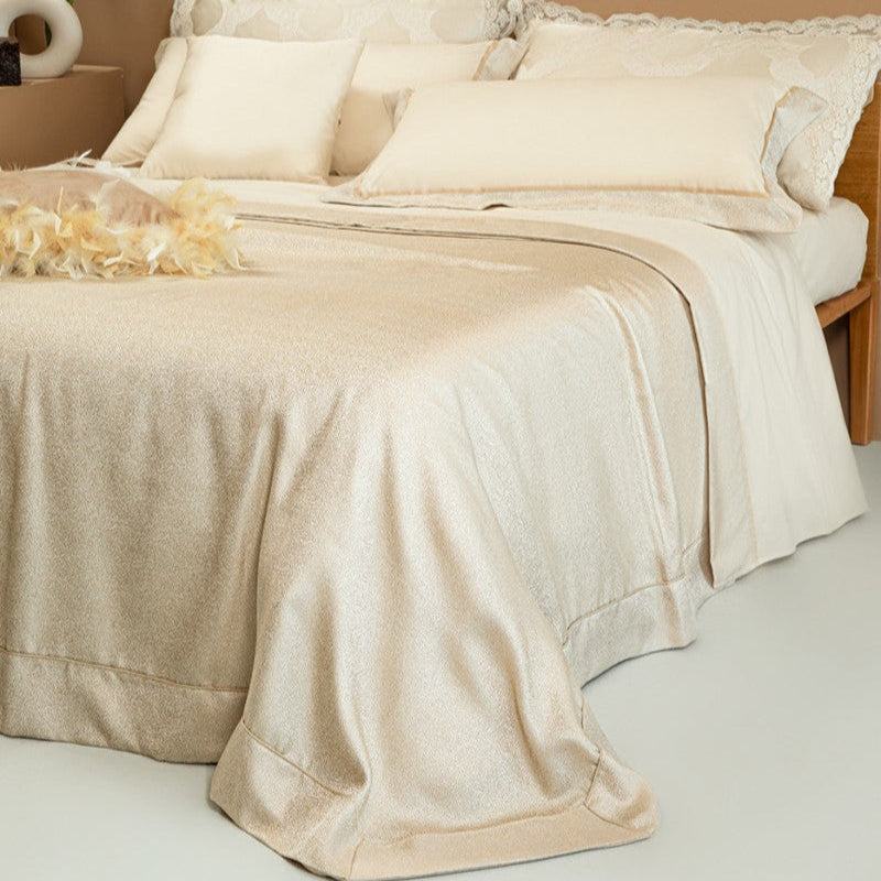 Battaglia Copriletto Matrimoniale Laura