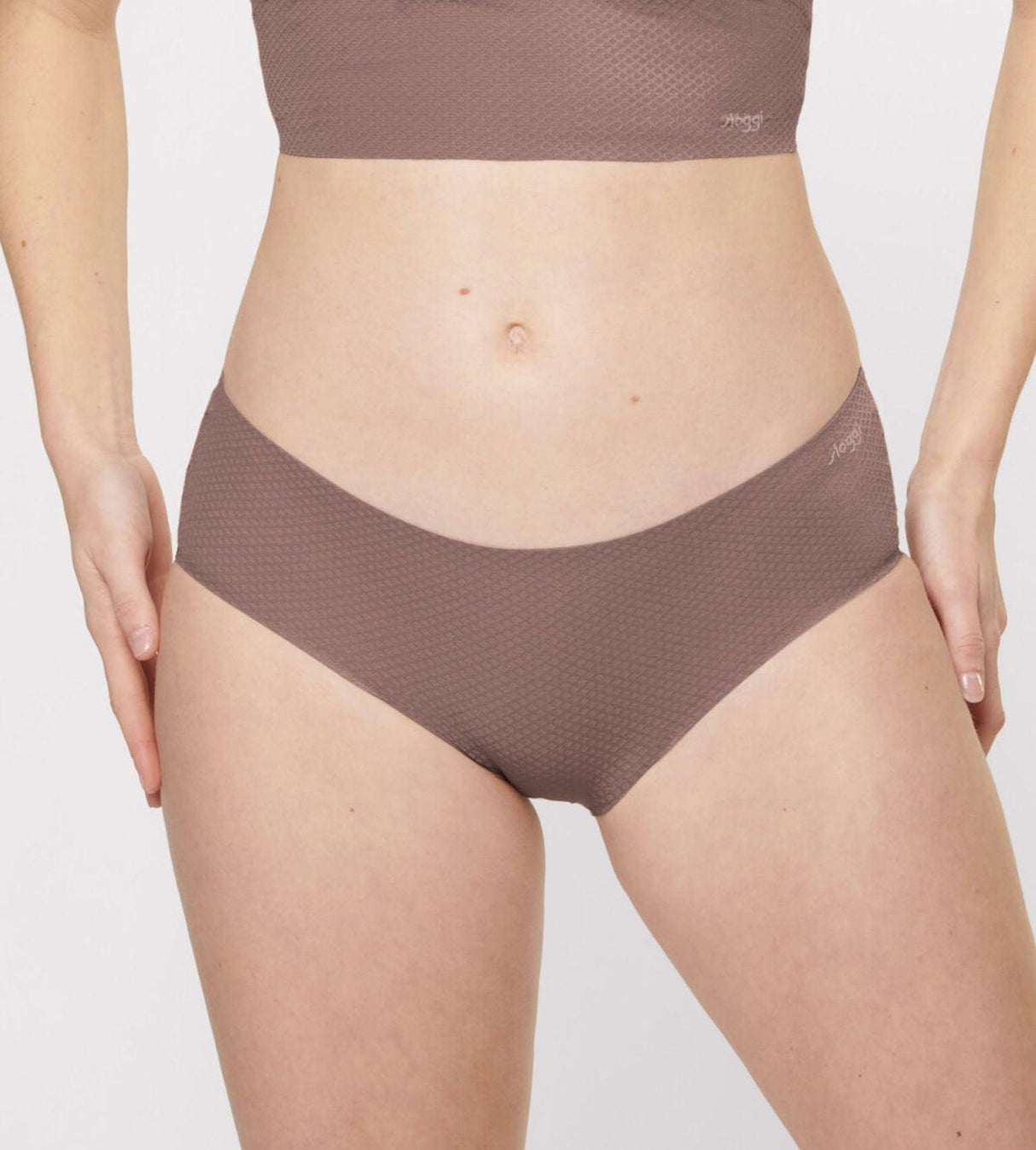 Sloggi Donna Slip Zero Feel Flow Hipster 10213178 S19 - Passarelli Biancheria