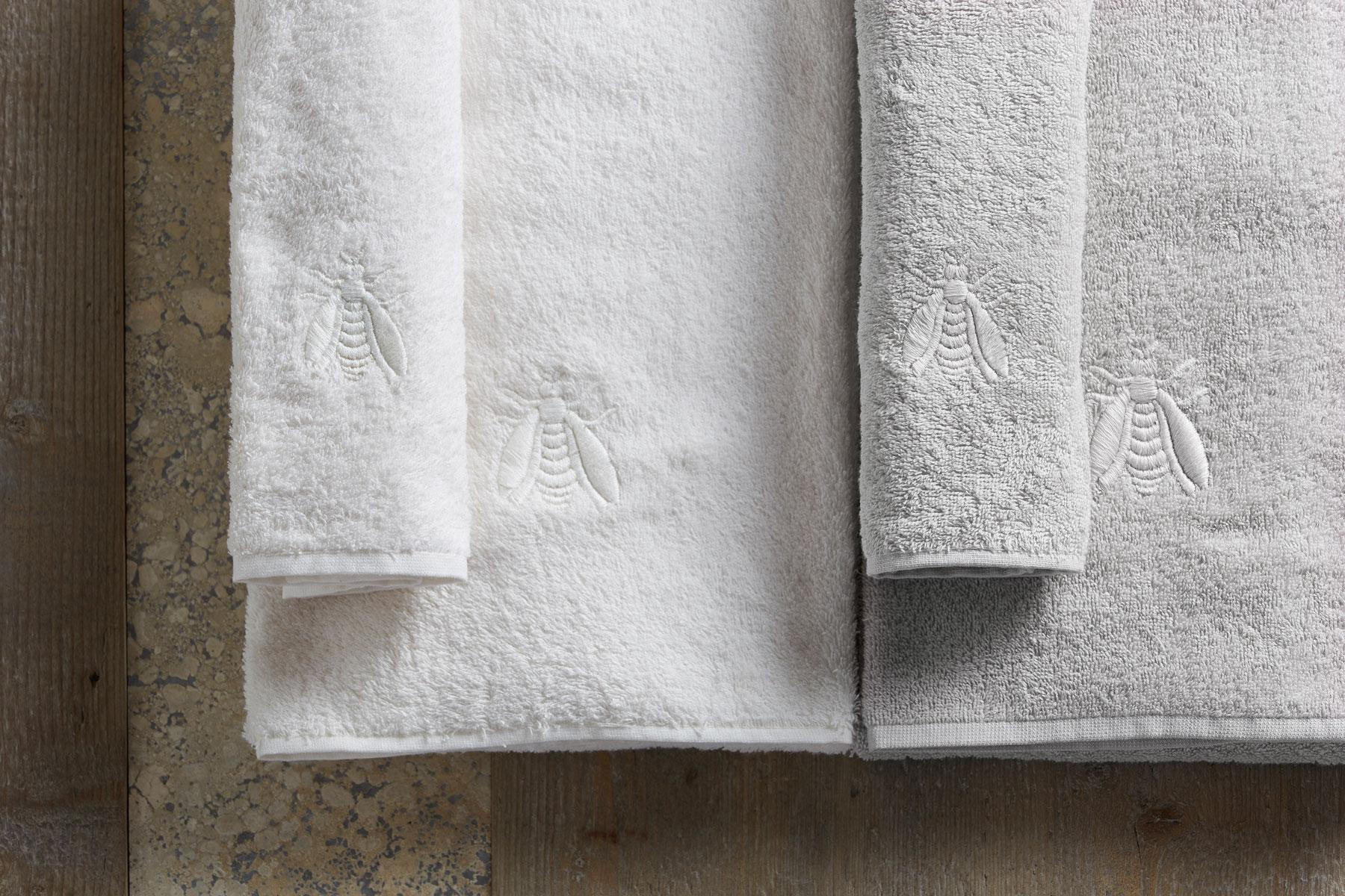 Mastro Raphael Set 2 asciugamani Bath essentials Api Q41A1020 S32 - Passarelli Biancheria