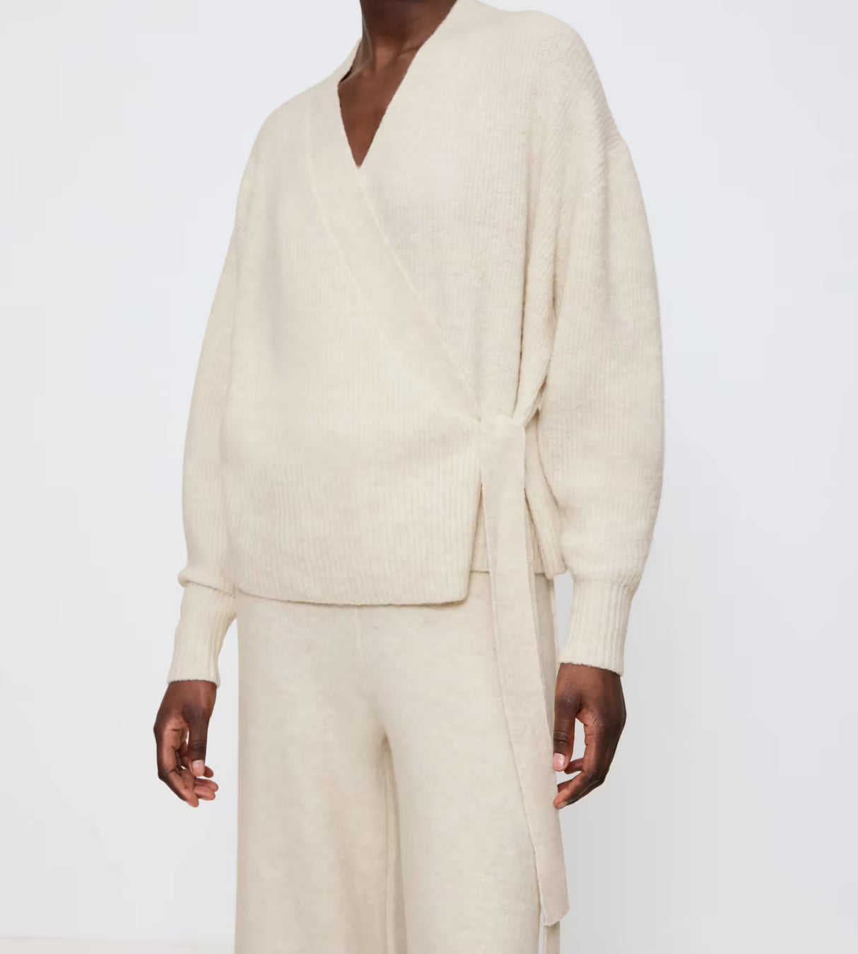 Triumph Amourette Cozy Cardigan 2507S48
