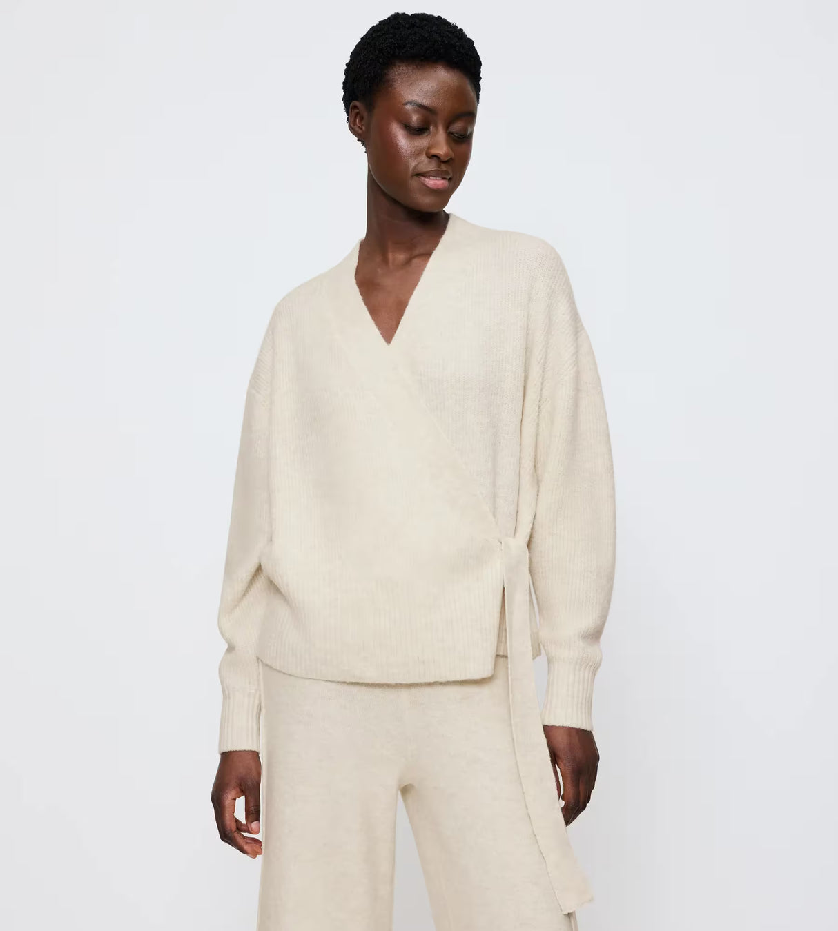 Triumph Amourette Cozy Cardigan 2507S48