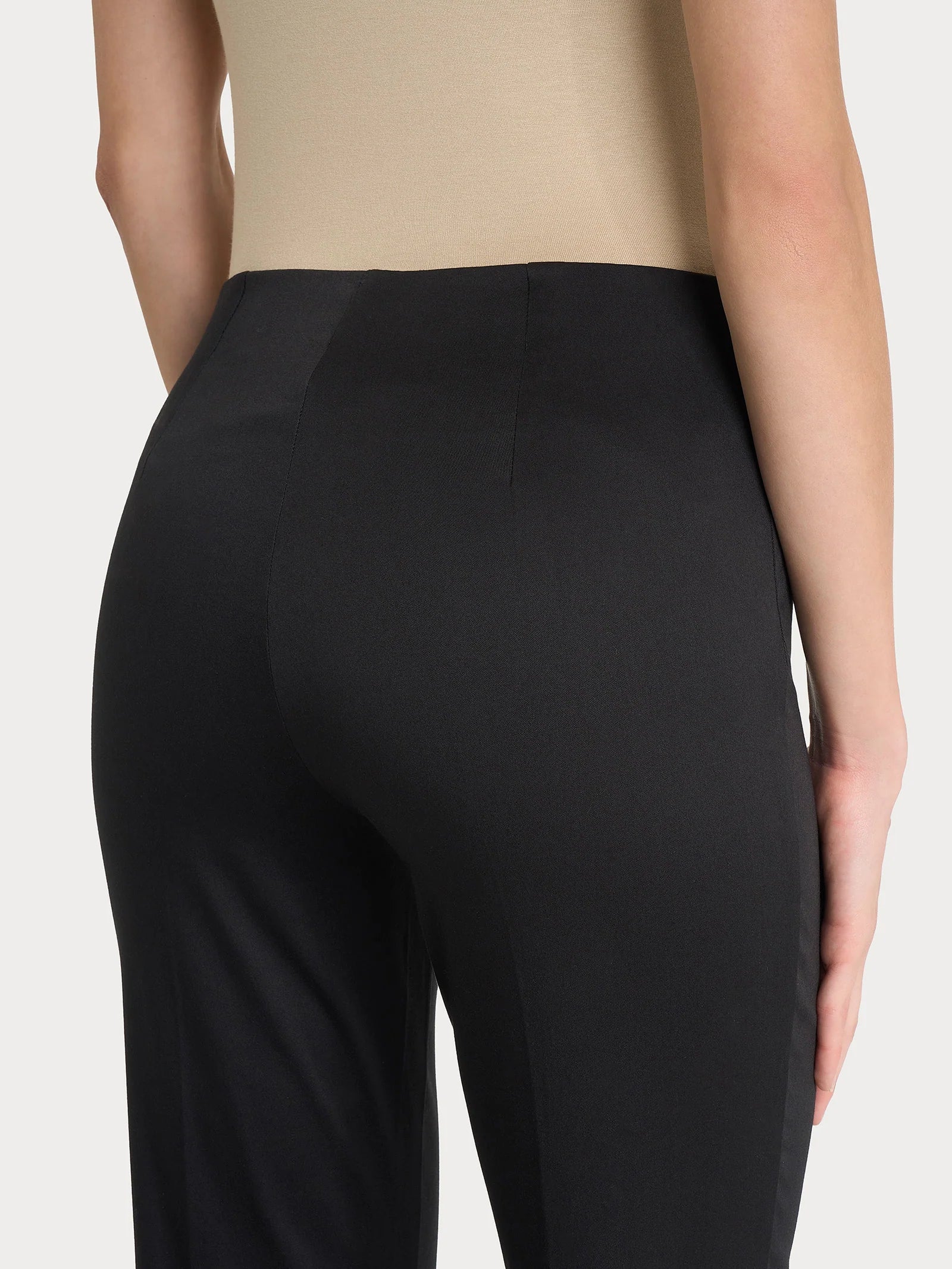 Ragno Pantalone da Donna a sigaretta in Satin Power D926PY 2404S53 - Vari Colori