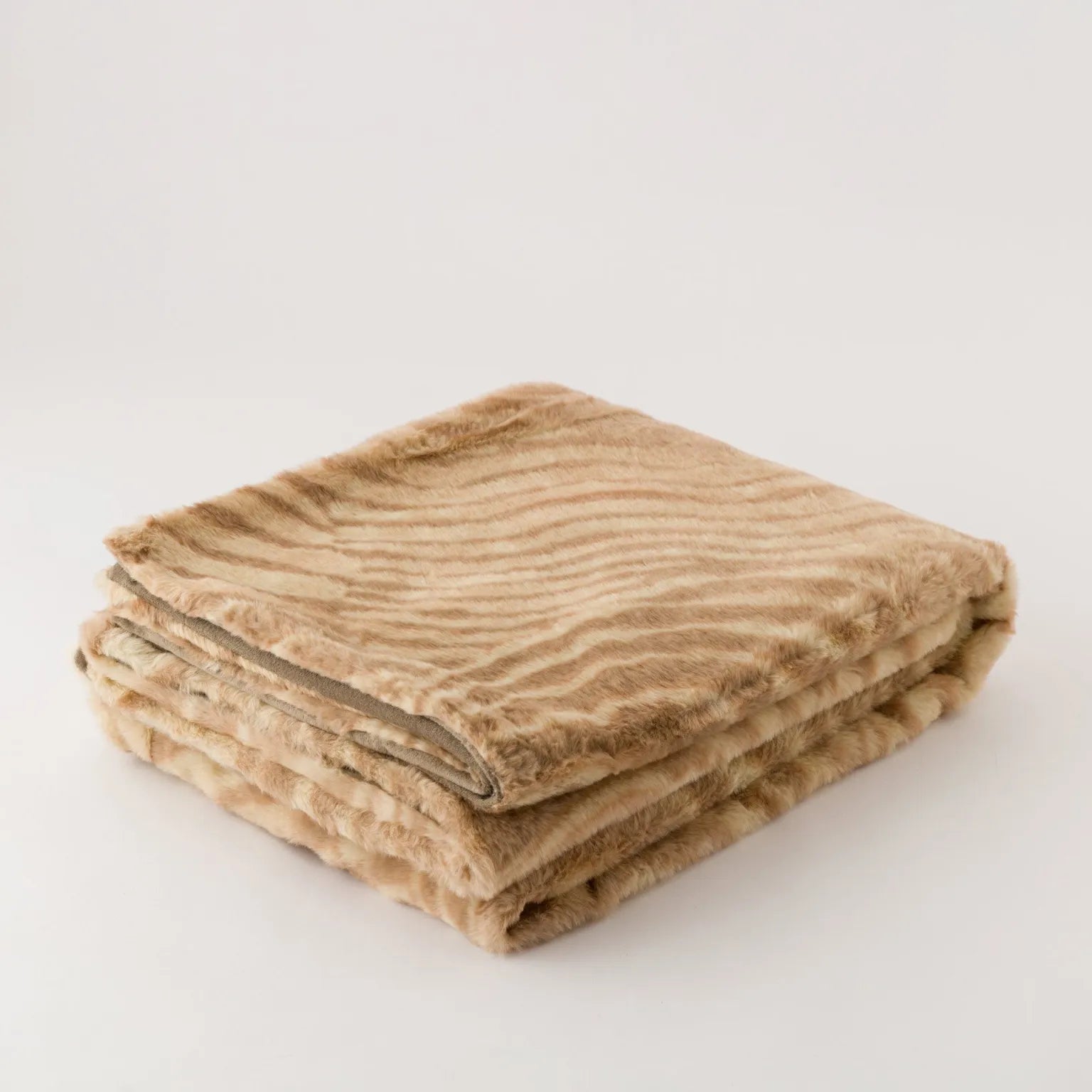 Riviera Plaid Pile Eco pelliccia Cody 160x210cm. DD0615 2411S48