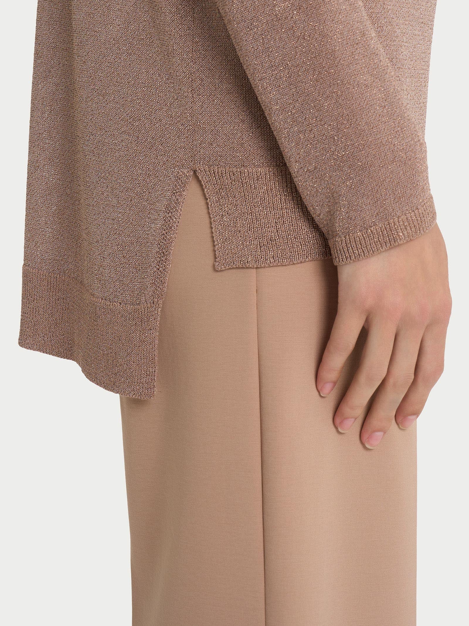 Ragno Maglia con scollo a V e manica lunga in Crêpe Lurex DN05M2 2504S38