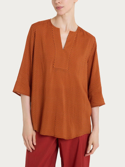 Ragno Blusa con scollo a V e hexagon pattern in Ecoseta DQ23SL 2504S34