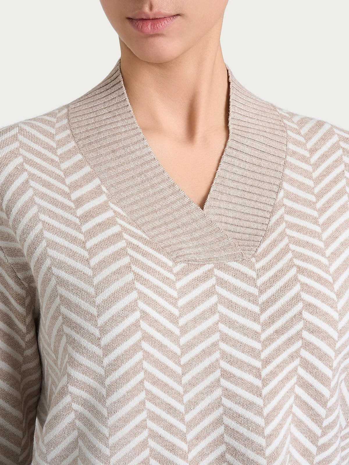 Ragno maglia scollo a V in Super Soft DQ86M2 2510S54