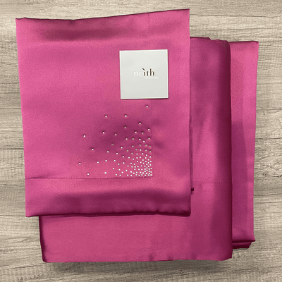 Neith Lenzuola Matrimoniale in Raso Lucido colore Fuxia con Strass S180 - Passarelli Biancheria