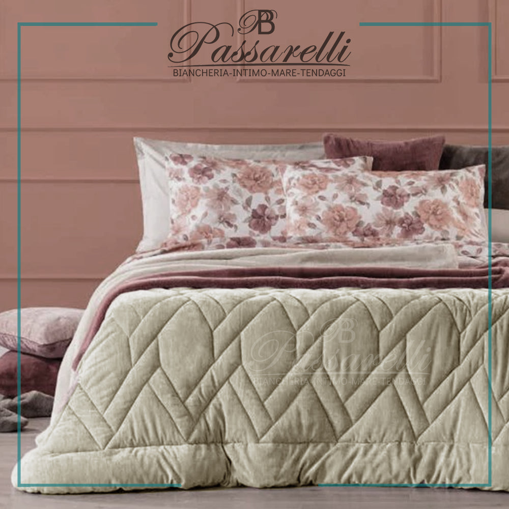 Riviera Double Cotton Quilt Twiggy D67