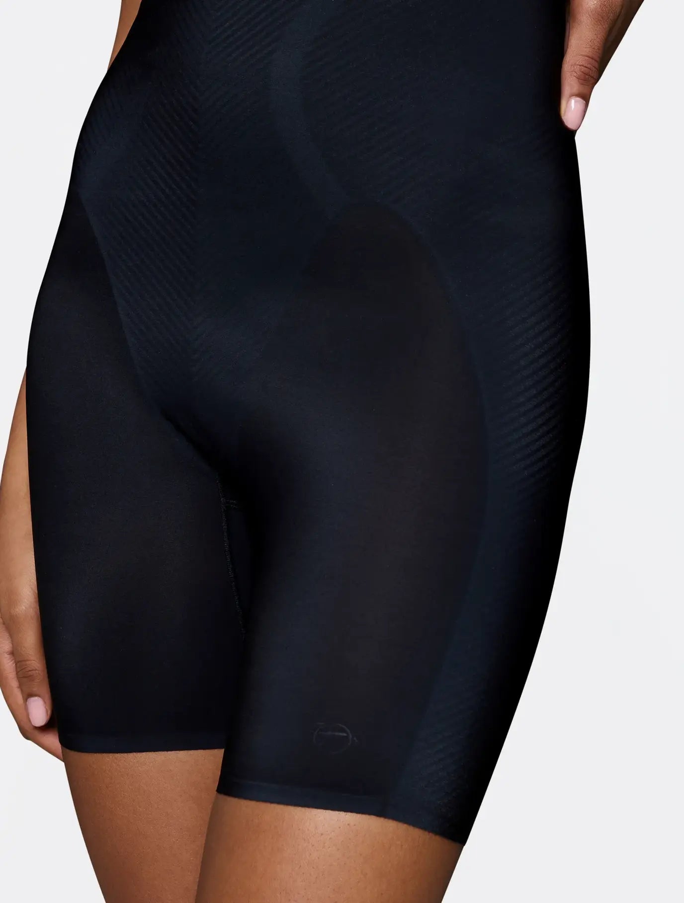 Triumph BMU ILLUSION CURVE Super HW Mid-Thigh 10224850