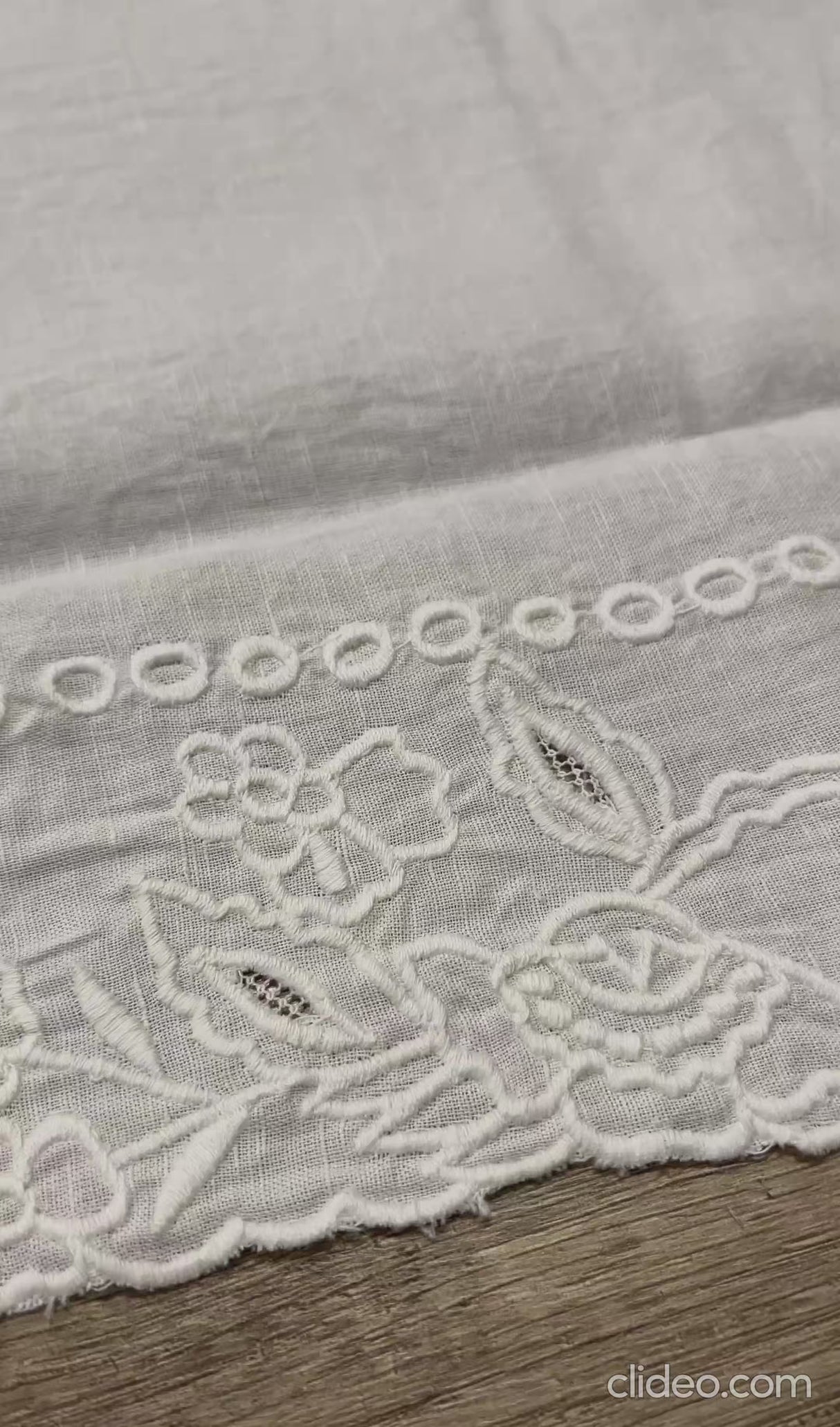 Blanc Mariclò Set Runner + Centri in Lino Ricamate Dentelle 2510B92