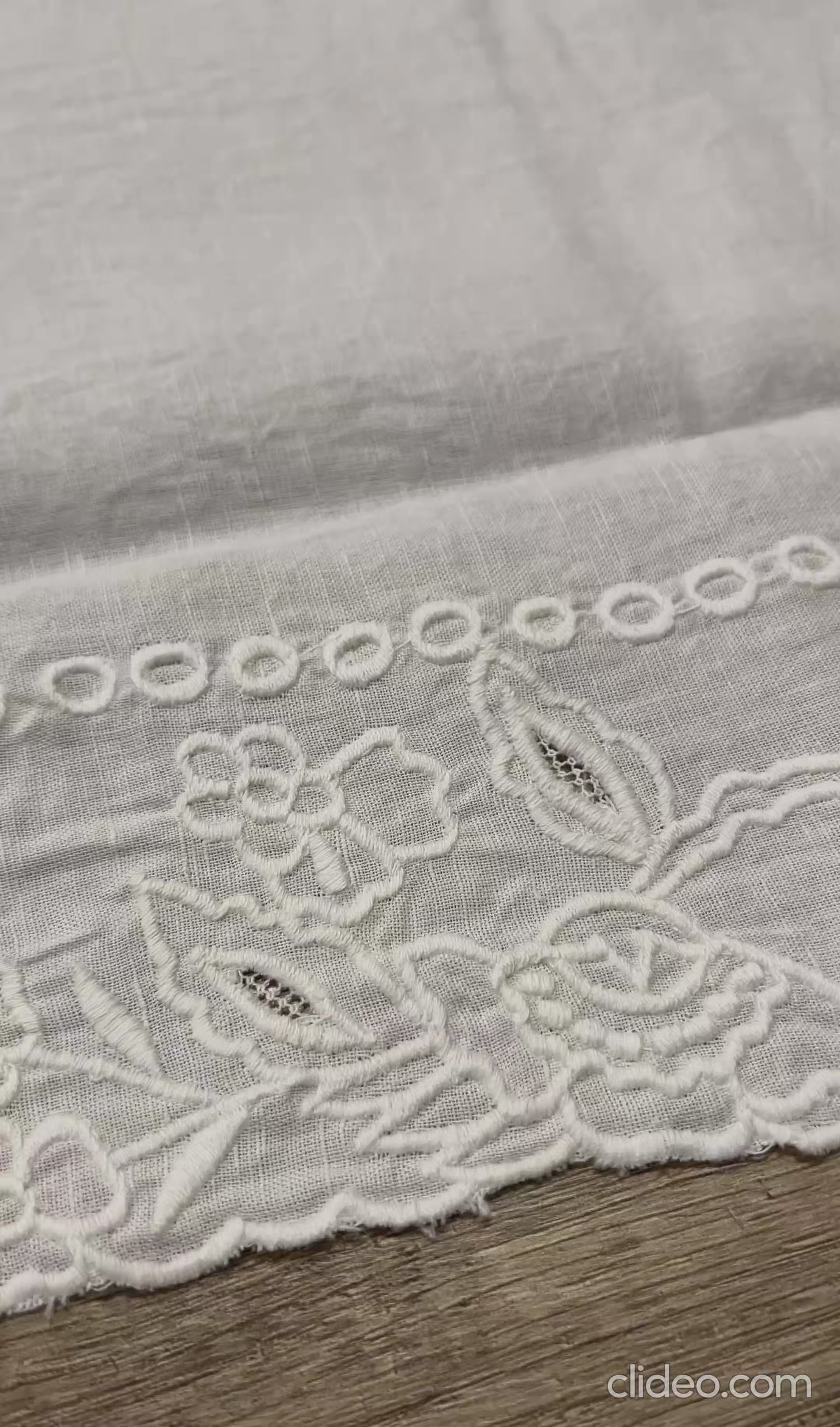 Blanc Mariclò Set Runner + Centri in Lino Ricamate Dentelle 2510B92