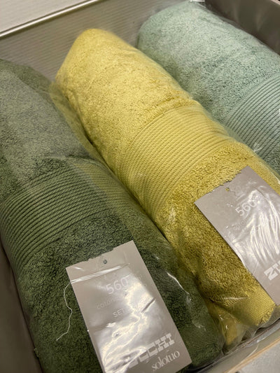 Zucchi Set 3+3 Solotuo Asciugamani Viso + Ospite Spugna di Cotone 560 gr/mq D55 - Passarelli Biancheria